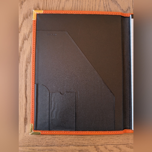 NBA Vancouver Grizzlies Spalding embossed busines padfolio. *Pristine condition* - Picture 4 of 9